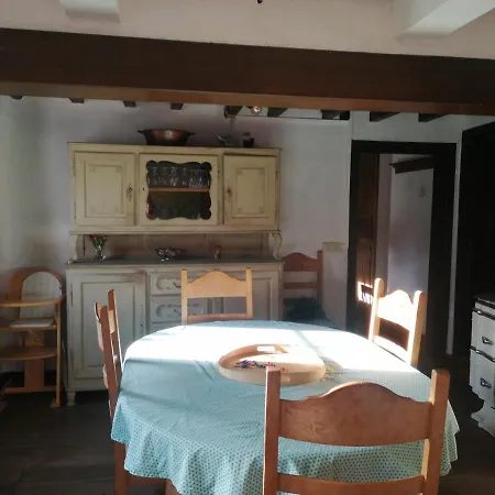 La Maison Rose